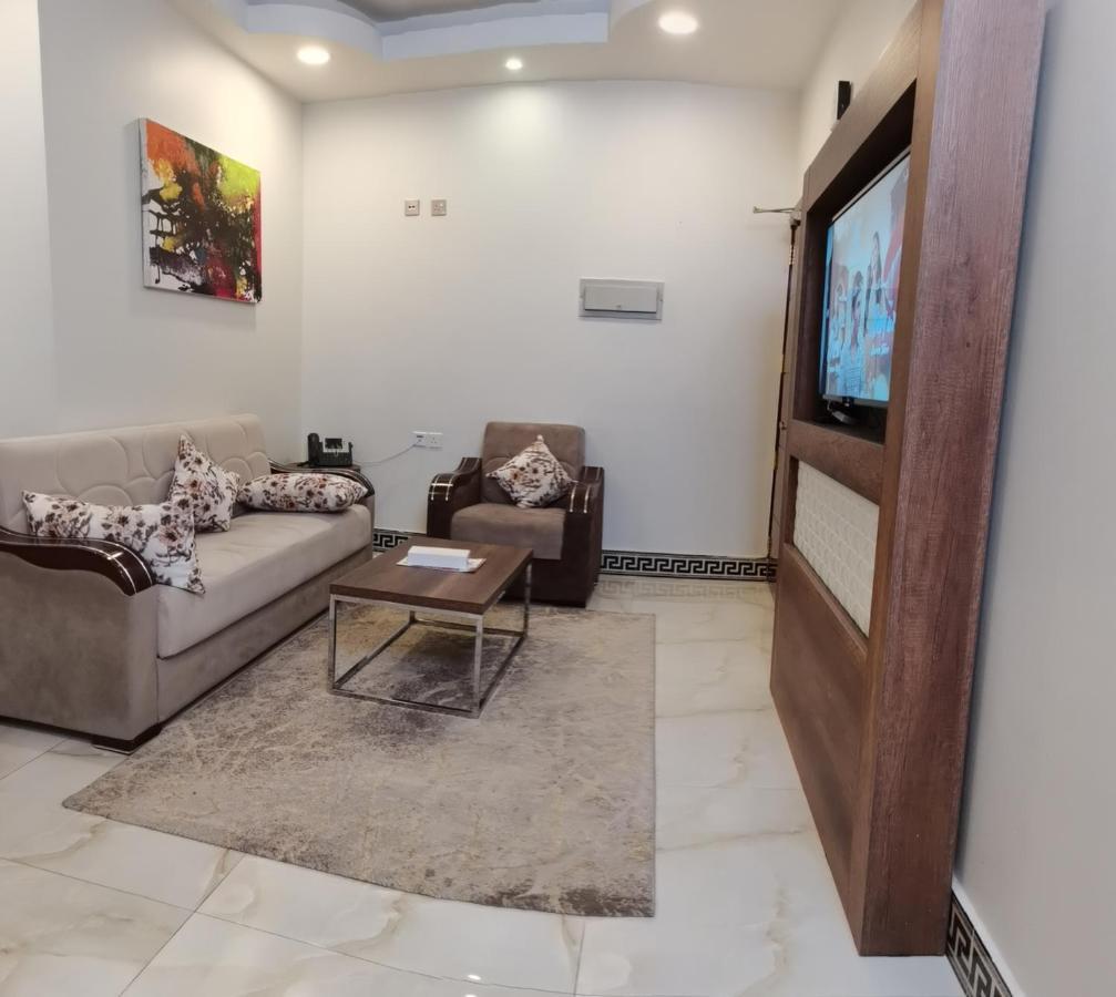 Al Deafah Hotel Apartment الضيافة للشقق الفندقية 阿尔布亚米 外观 照片