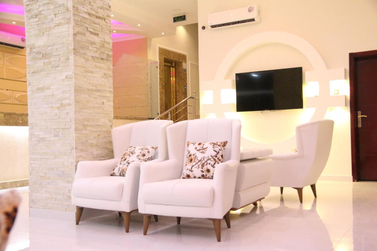 Al Deafah Hotel Apartment الضيافة للشقق الفندقية 阿尔布亚米 外观 照片
