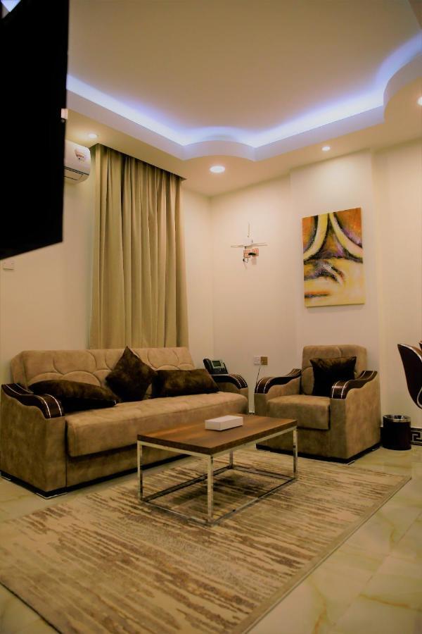 Al Deafah Hotel Apartment الضيافة للشقق الفندقية 阿尔布亚米 外观 照片