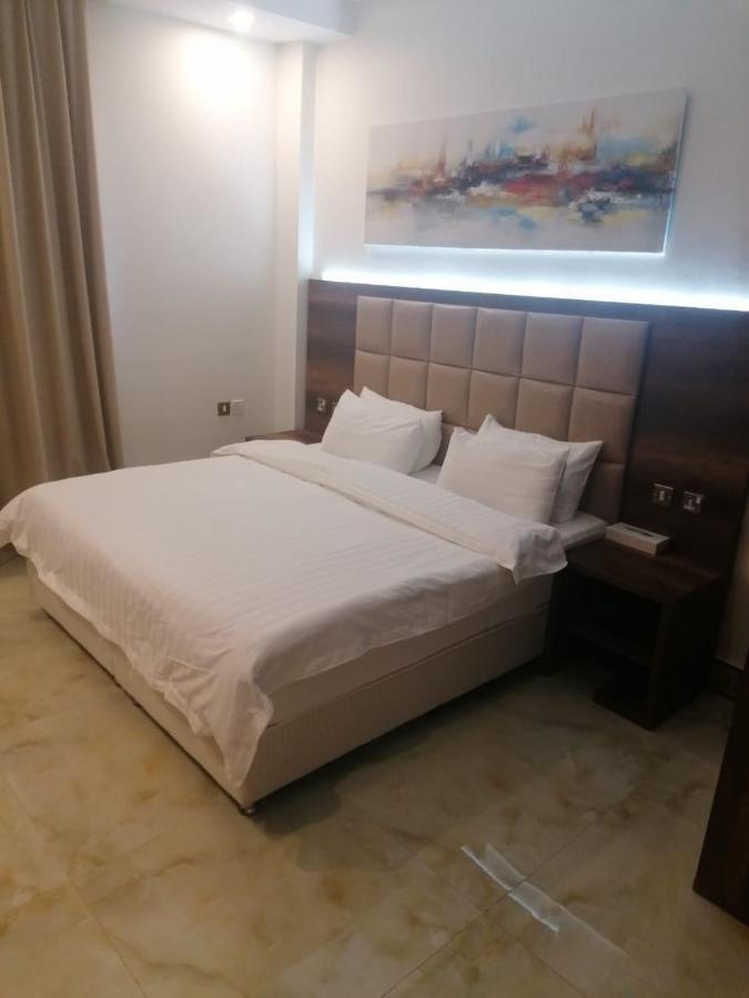 Al Deafah Hotel Apartment الضيافة للشقق الفندقية 阿尔布亚米 外观 照片